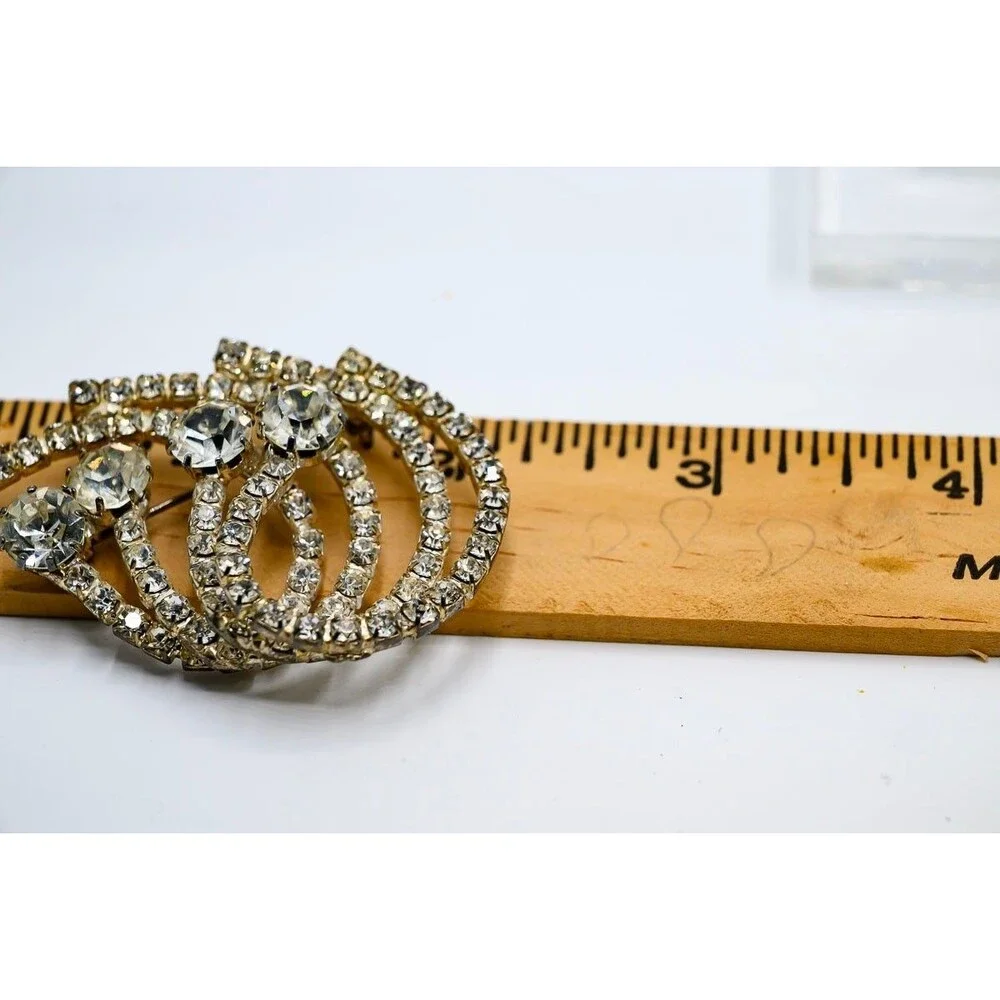 Vintage Rhinestone Pin Brooch Silver Tone Swirl wave